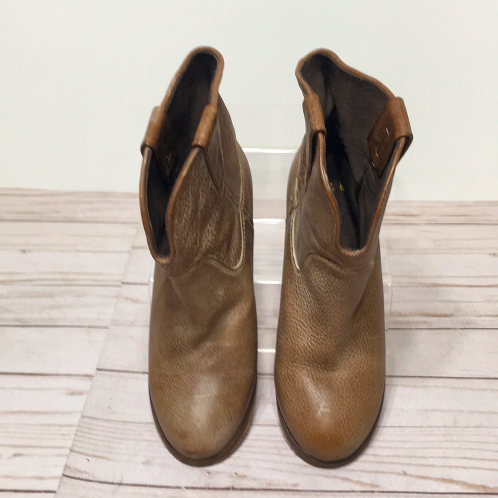 CORRAL ankle boot P5020 with out strap 2 inch heel sz 8 tan brown - Picture 3 of 10